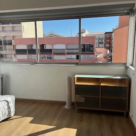 Studio Au Centre Port Pour 4 Personnes, Proche Commerces Et Restaurants - Fr-1-749-44 Апартаменты *