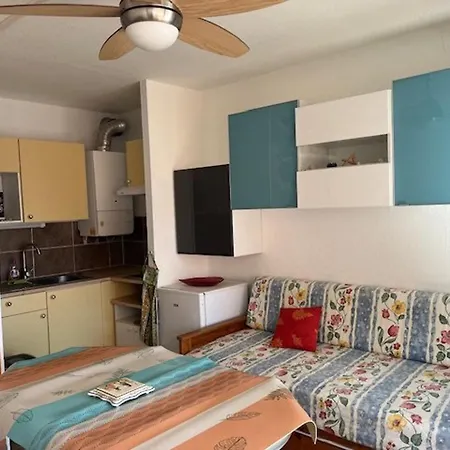 Апартаменты Studio Au Centre Port Pour 4 Personnes, Proche Commerces Et Restaurants - Fr-1-749-44 *